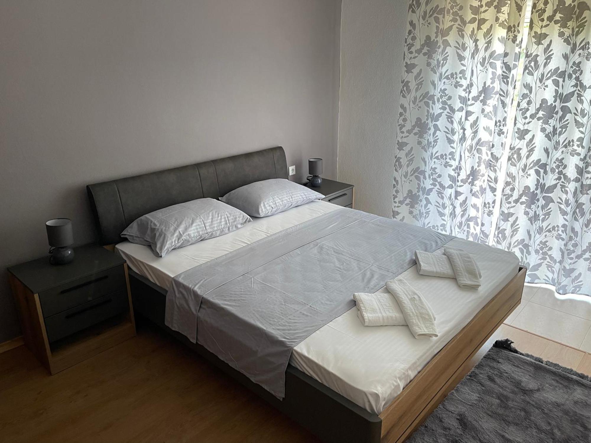 Apartaments Queen ウルツィニ エクステリア 写真